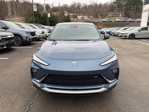 Used 2025 Buick Envista Sport Touring w/ Convenience I Package image 2