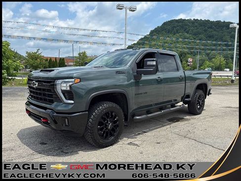 Used 2025 Chevrolet Silverado 2500 LTZ w/ Trail Boss Package AWD/4WD image 1