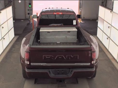 Used 2018 RAM 3500 Laramie Longhorn AWD/4WD image 10
