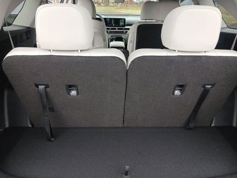 New 2026 Kia Sorento S AWD/4WD image 23