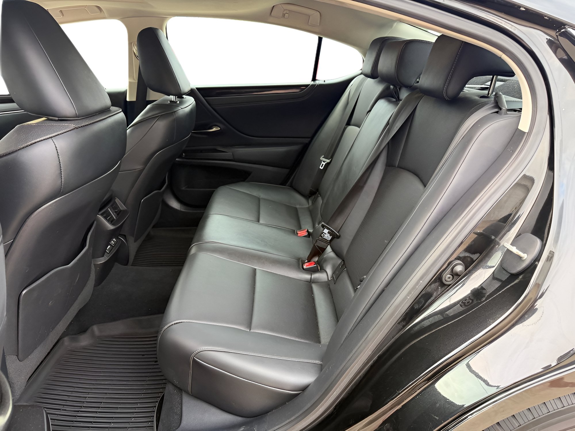 Used 2020 Lexus ES 350 w/ Premium Package FWD image 14