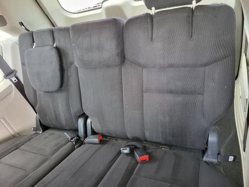 Used 2014 Dodge Grand Caravan SXT FWD image 10