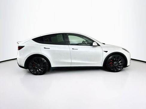 Used 2022 Tesla Model Y Performance AWD/4WD image 10