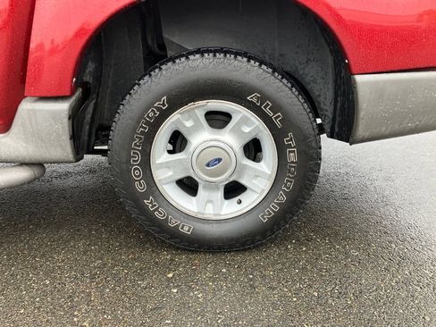 Used 2002 Ford Explorer Sport Trac 4x4 image 12