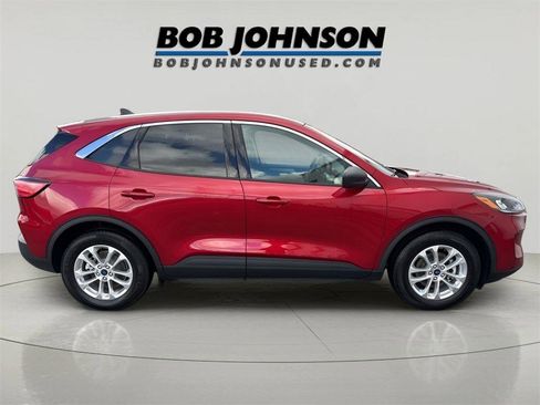 Used 2022 Ford Escape SE w/ Convenience Package image 9