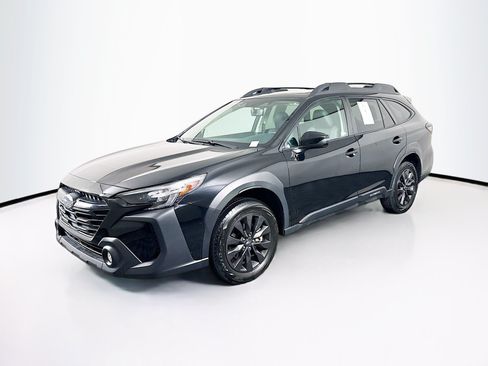 Used 2025 Subaru Outback Onyx Edition AWD/4WD image 3