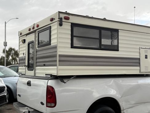 Used 2000 Ford F150 XLT 2dr Standard Cab LB RWD image 5