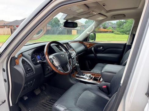 Used 2019 INFINITI QX80 Luxe w/ Proassist Package AWD/4WD image 11