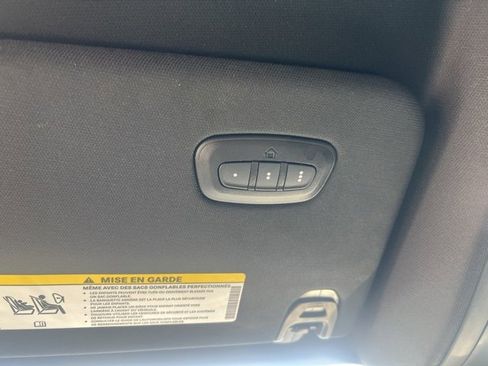 Used 2022 RAM 1500 Laramie w/ Sport Appearance Package image 19