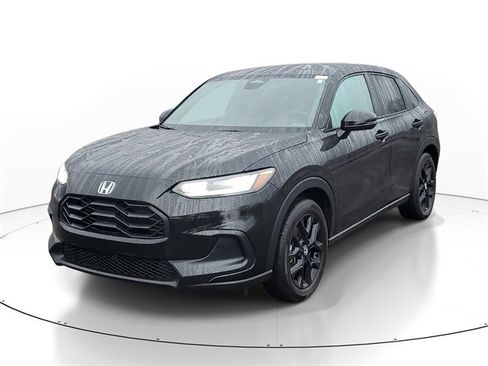 Used 2023 Honda HR-V Sport image 2