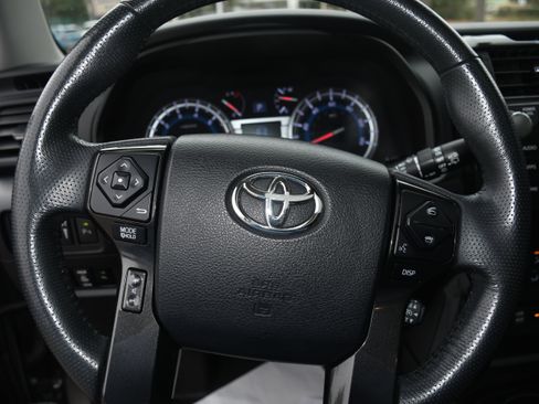 Used 2019 Toyota 4Runner Limited image 14