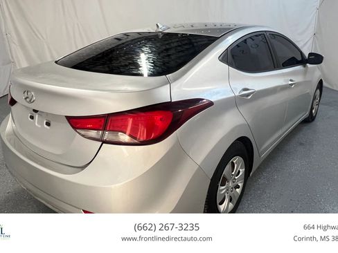 Used 2016 Hyundai Elantra SE image 7