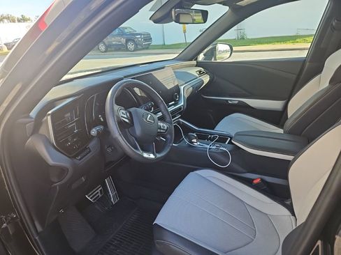Used 2024 Lexus TX 500h AWD w/ Technology Package image 9