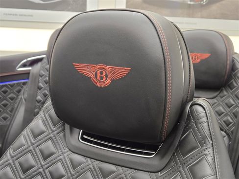 Used 2020 Bentley Continental GT image 28