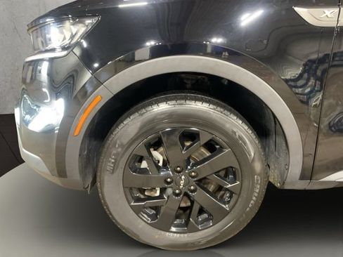 Used 2023 Kia Sorento S AWD/4WD image 30