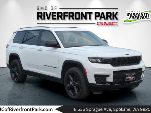 Used 2024 Jeep Grand Cherokee L Laredo AWD/4WD image 1