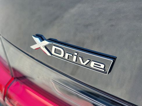 Used 2026 BMW 330i xDrive Sedan w/ Convenience Package AWD/4WD image 7