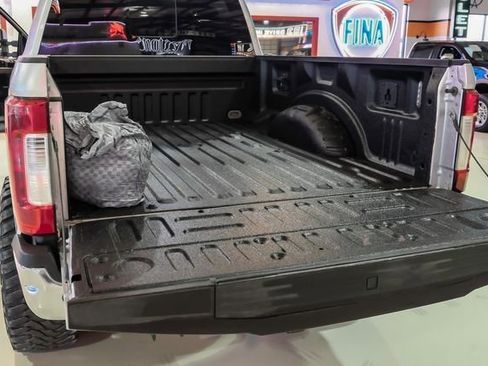 Used 2019 Ford F250 Lariat w/ Lariat Value Package image 46