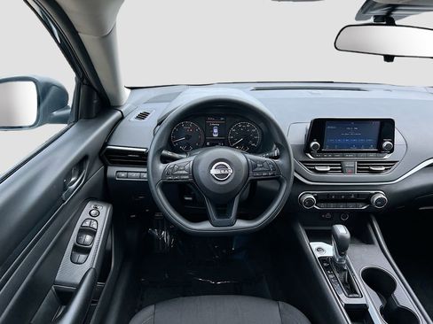 Used 2024 Nissan Altima 2.5 S FWD image 20
