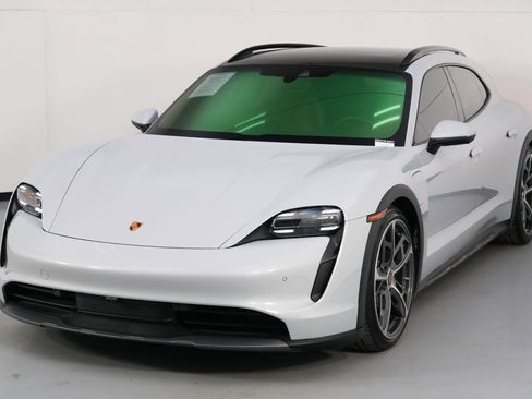 Used 2024 Porsche Taycan 4 Cross Turismo image 48