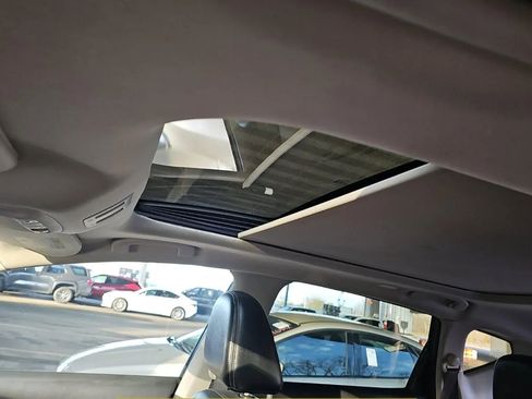 Used 2021 Nissan Murano SL w/ SL Moonroof Package image 3