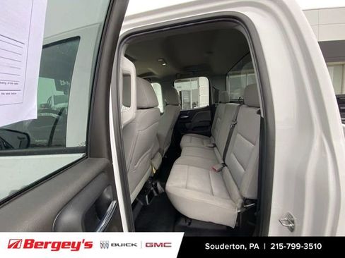 Used 2018 Chevrolet Silverado 1500 Custom image 27