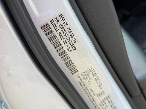 Used 2023 Dodge Durango R/T AWD/4WD image 10