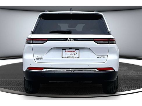 Certified 2022 Jeep Grand Cherokee Limited AWD/4WD image 6