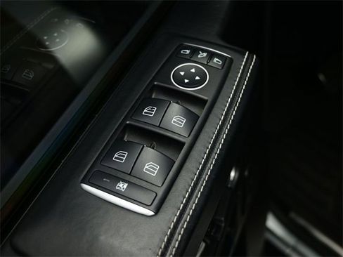 Used 2017 Mercedes-Benz G 550 Squared image 21