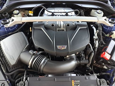 Used 2022 Cadillac CT5 V Blackwing w/ Carbon Fiber Package 2 RWD image 24