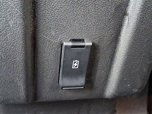 Used 2020 Mitsubishi Outlander SEL image 12