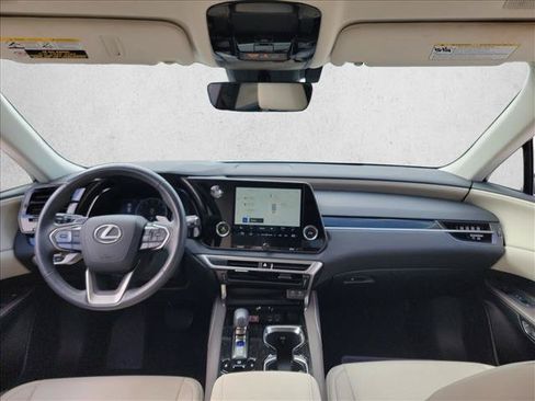 Used 2024 Lexus RX 350 FWD w/ Technology Package image 18
