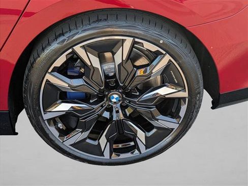 New 2027 BMW 550e xDrive w/ Executive Package AWD/4WD image 8