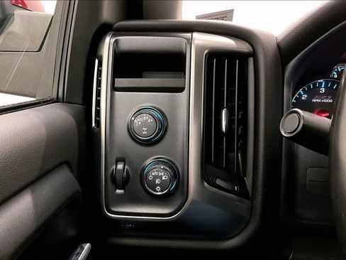 Used 2018 Chevrolet Silverado 1500 LT w/ All Star Edition AWD/4WD image 16