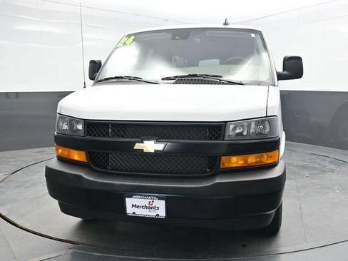 Used 2024 Chevrolet Express 3500 LS RWD image 2