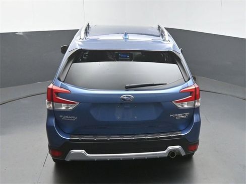 Used 2023 Subaru Forester Touring w/ Popular Package #3 image 48