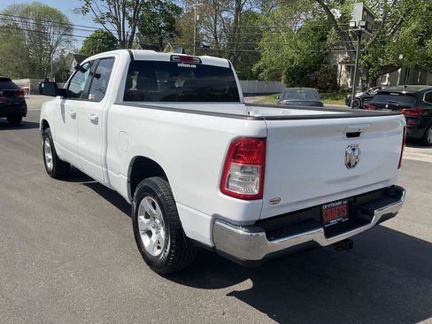 Used 2022 RAM 1500 Big Horn AWD/4WD image 3