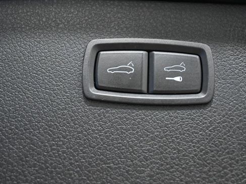 Used 2019 Porsche Macan S image 15