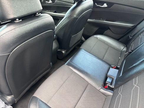 Used 2024 Kia Forte GT-Line image 11