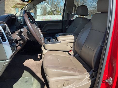 Used 2017 GMC Sierra 1500 SLT w/ Suspension Package, Off-Road image 26