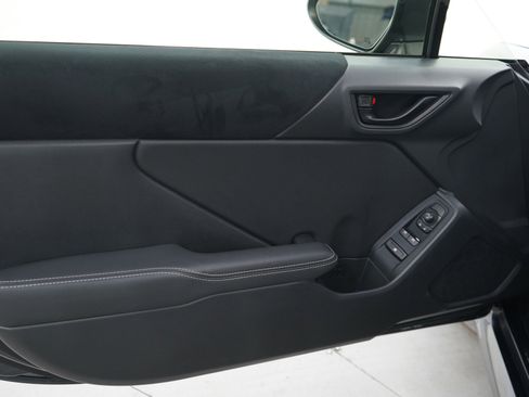 Used 2023 Toyota GR86 Premium image 15