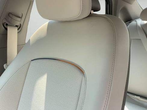 Used 2023 Hyundai Ioniq 6 Limited RWD image 41