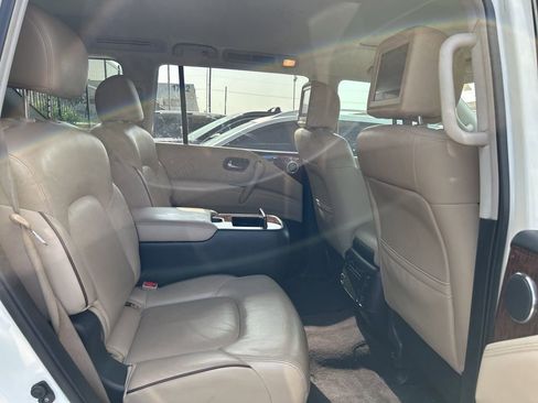 Used 2019 Nissan Armada Platinum w/ Captain's Chairs Package RWD image 8