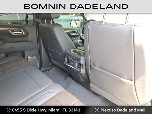 Used 2025 Chevrolet Silverado 1500 High Country w/ Technology Package image 12