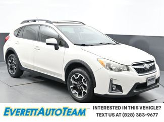Used 2017 Subaru Crosstrek 2.0i Premium w/ Moonroof Package image 1