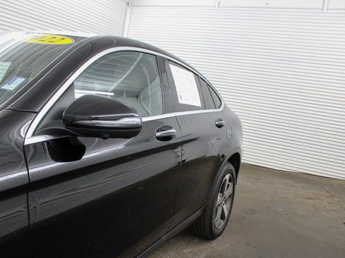 Used 2022 Mercedes-Benz GLC 300 4MATIC Coupe image 13