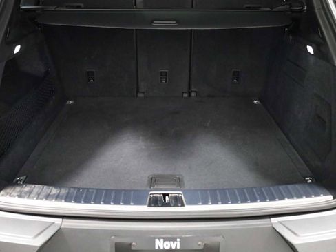 Certified 2025 Porsche Cayenne image 39