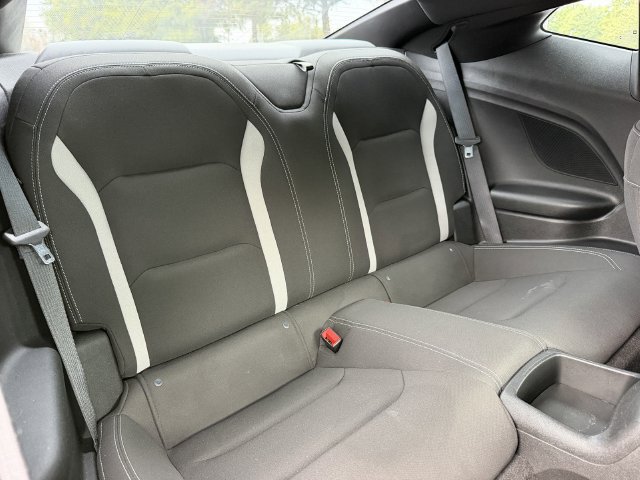 Used 2020 Chevrolet Camaro LT w/ RS Package RWD image 31