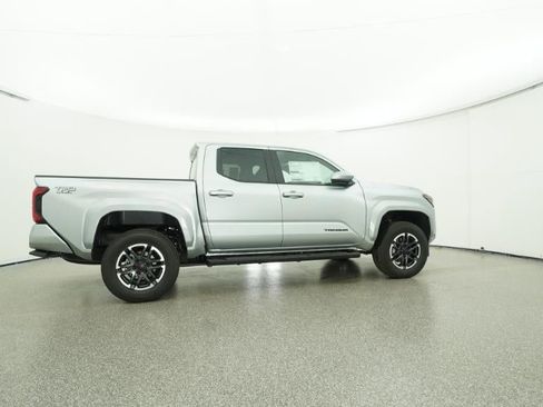 New 2025 Toyota Tacoma TRD Sport image 26