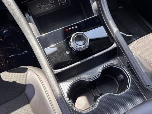 Used 2025 Jeep Grand Cherokee Altitude AWD/4WD image 25